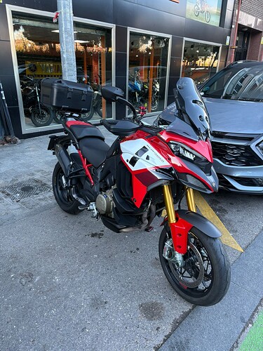 WhatsApp Image 2025-12-28 at 19.46.00