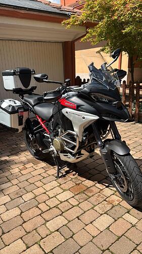 WhatsApp Image 2025-10-07 at 09.14.11